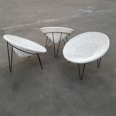 Trio de fauteuils tripodes assise corbeille rotin fer forgé