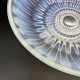 Coupe en verre pressé opalescent modele Chrysantheme de Andre Hunebelle