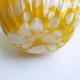 Vase en verre soufflé jaune moucheté
