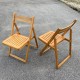 Paire de chaises pliantes en bois vintage