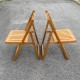 Paire de chaises pliantes en bois vintage