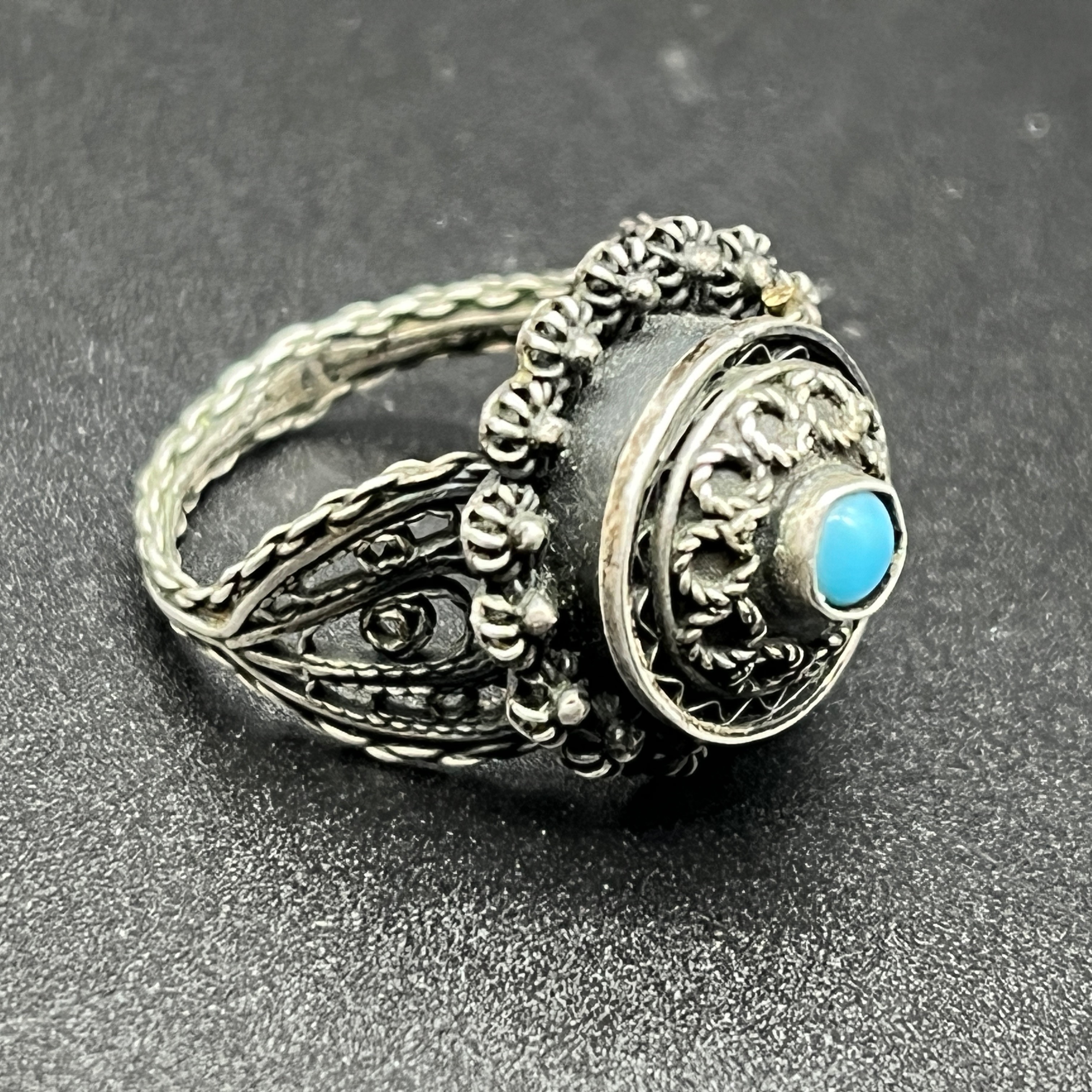 Bague Ancienne En Argent Massif - Bijou Vintage, Occasion