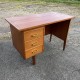 Bureau vintage en bois plaqué style scandinave