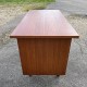 Bureau vintage en bois plaqué style scandinave