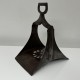 Paire etriers anciens Afrique de Nord fer  forgé decor incisé et damassé