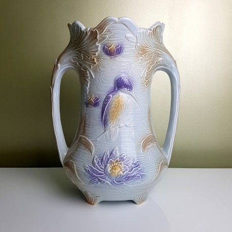 Grand vase en barbotine de style Art Nouveau martin pecheur Salins Les Bains