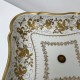 Coupe sur pied porcelaine blanche décor doré peint main Le Tallec Paris 1963