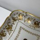 Coupe sur pied porcelaine blanche décor doré peint main Le Tallec Paris 1963