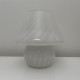 Lampe champignon Murano Italie vintage à décor de spirales blanc brillant