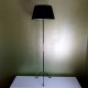 Lampadaire tripode noir satiné et doré piètement boules années 50/60 vintage