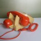 Rare téléphone Socotel S63 cadran rotatif bicolore beige et orange avec écouteur