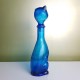 Bouteille carafe italienne en verre de couleur bleu  en forme de chat Genie Bottle