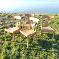 Ensemble de 4 chaises bistrot en bois clair Marque française vintage STELLA