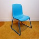 Chaise enfant vintage empilable assise plastique bleu