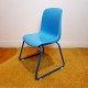 Chaise enfant vintage empilable assise plastique bleu