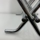 Porte revue en tube chromé