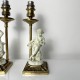 Paire lampes laiton doré et céramique personnage genre capodimonte