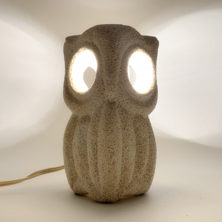 Lampe en pierre naturelle formant un Hibou, Albert Tormos, France 1970s