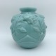 Vase boule Art Deco opaline milk glass vert décor floral