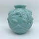 Vase boule Art Deco opaline milk glass vert décor floral