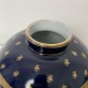 Vase boule bleu or porcelaine Limoges décor fleurettes et ruban Fontanille Marraud